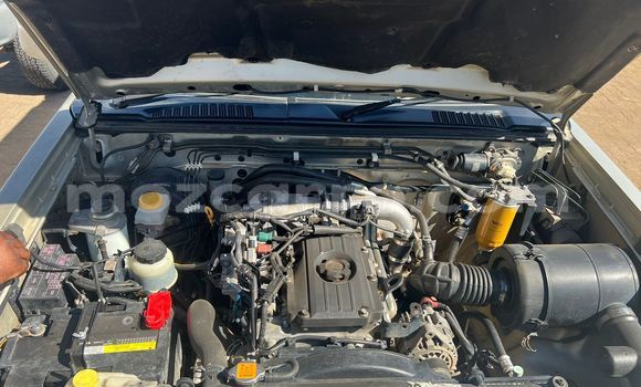 Comprar Usado Nissan Hardbody Prata Carro em Maputo em Maputo Comprar Usado Nissan Hardbody Prata Carro em Maputo em Maputo