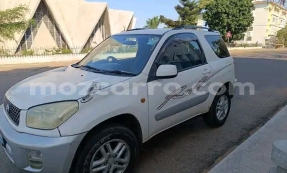 Buy Used Toyota RAV4 White Car in Maputo in Maputo Buy Used Toyota RAV4 White Car in Maputo in Maputo