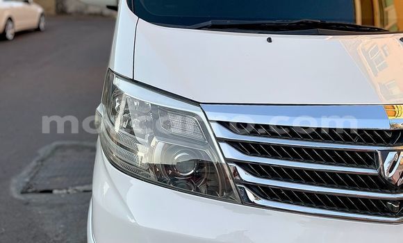 Nunua Ilio tumika Toyota Alphard Nyeupe Gari ndani ya Maputo nchini Maputo Nunua Ilio tumika Toyota Alphard Nyeupe Gari ndani ya Maputo nchini Maputo