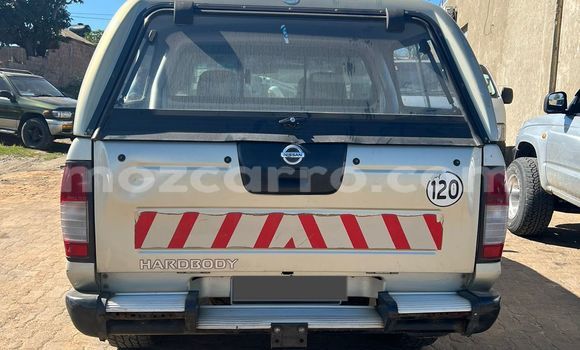 Tenga Tsaru Nissan Hardbody Zvimwe Mota in Maputo in Maputo Tenga Tsaru Nissan Hardbody Zvimwe Mota in Maputo in Maputo
