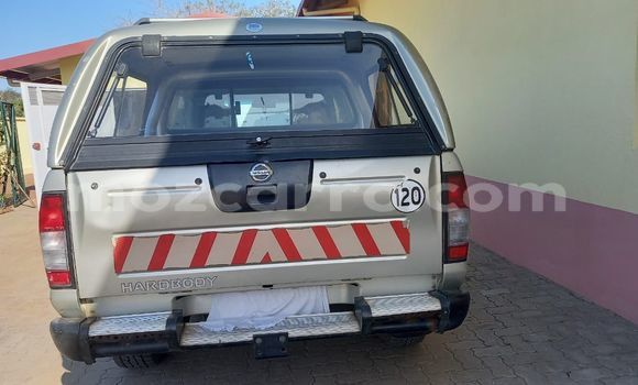 Tenga Tsaru Nissan Hardbody Zvimwe Mota in Maputo in Maputo Tenga Tsaru Nissan Hardbody Zvimwe Mota in Maputo in Maputo