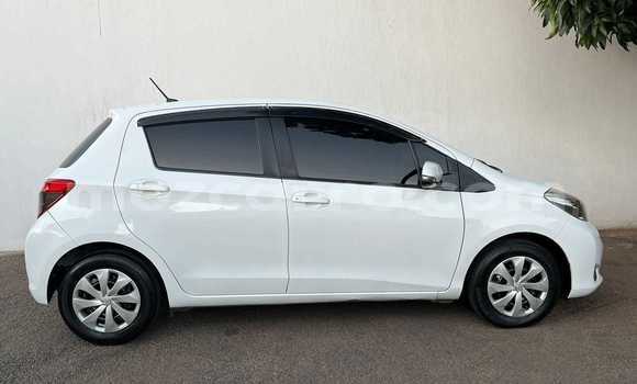 Tenga Tsaru Toyota Vitz Chena Mota in Maputo in Maputo Tenga Tsaru Toyota Vitz Chena Mota in Maputo in Maputo