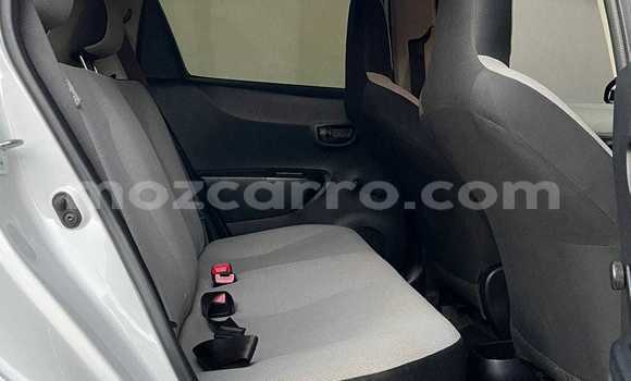 Tenga Tsaru Toyota Vitz Chena Mota in Maputo in Maputo Tenga Tsaru Toyota Vitz Chena Mota in Maputo in Maputo
