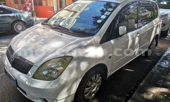 Buy Used Toyota Spacio White Car in Maputo in Maputo Buy Used Toyota Spacio White Car in Maputo in Maputo