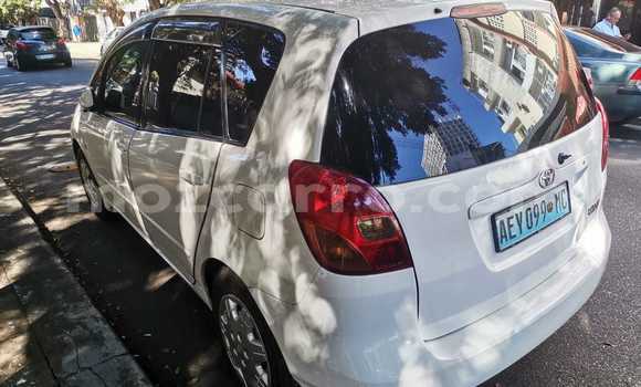 Buy Used Toyota Spacio White Car in Maputo in Maputo Buy Used Toyota Spacio White Car in Maputo in Maputo