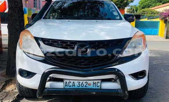 Nunua Ilio tumika Mazda BT-50 Nyeupe Gari ndani ya Maputo nchini Maputo Nunua Ilio tumika Mazda BT-50 Nyeupe Gari ndani ya Maputo nchini Maputo