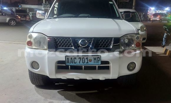 Comprar Usado Nissan Hardbody Branco Carro em Maputo em Maputo Comprar Usado Nissan Hardbody Branco Carro em Maputo em Maputo