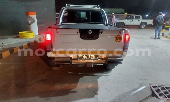 Nunua Ilio tumika Nissan Hardbody Nyeupe Gari ndani ya Maputo nchini Maputo Nunua Ilio tumika Nissan Hardbody Nyeupe Gari ndani ya Maputo nchini Maputo