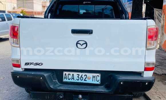 Tenga Tsaru Mazda BT-50 Zvimwe Mota in Maputo in Maputo Tenga Tsaru Mazda BT-50 Zvimwe Mota in Maputo in Maputo