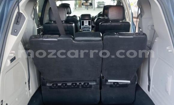 Tenga Tsaru Chrysler Voyager Bhuruu Mota in Maputo in Maputo Tenga Tsaru Chrysler Voyager Bhuruu Mota in Maputo in Maputo