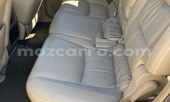 Nunua Ilio tumika Toyota Land Cruiser Prado Fedha Gari ndani ya Maputo nchini Maputo Nunua Ilio tumika Toyota Land Cruiser Prado Fedha Gari ndani ya Maputo nchini Maputo