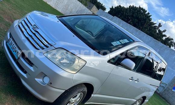 Tenga Tsaru Toyota Noah Sirivha Mota in Maputo in Maputo Tenga Tsaru Toyota Noah Sirivha Mota in Maputo in Maputo