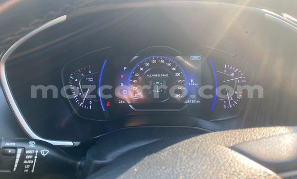 Nunua Ilio tumika Hyundai Santa Fe Fedha Gari ndani ya Maputo nchini Maputo Nunua Ilio tumika Hyundai Santa Fe Fedha Gari ndani ya Maputo nchini Maputo