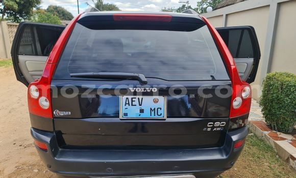 Nunua Ilio tumika Volvo XC90 Nyeusi Gari ndani ya Maputo nchini Maputo Nunua Ilio tumika Volvo XC90 Nyeusi Gari ndani ya Maputo nchini Maputo