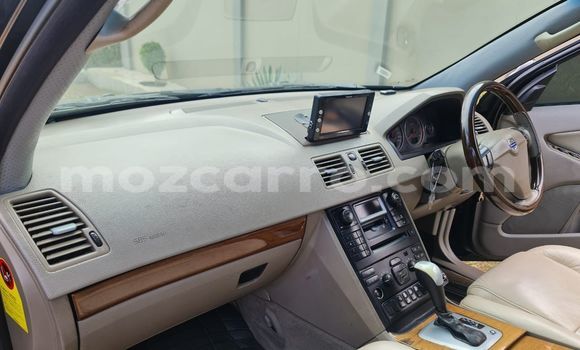 Nunua Ilio tumika Volvo XC90 Nyeusi Gari ndani ya Maputo nchini Maputo Nunua Ilio tumika Volvo XC90 Nyeusi Gari ndani ya Maputo nchini Maputo