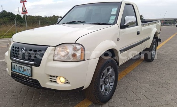 Buy Used Isuzu KB White Car in Maputo in Maputo Buy Used Isuzu KB White Car in Maputo in Maputo