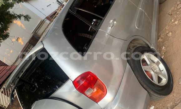 Nunua Ilio tumika Toyota RAV4 Nyingine Gari ndani ya Maputo nchini Maputo Nunua Ilio tumika Toyota RAV4 Nyingine Gari ndani ya Maputo nchini Maputo