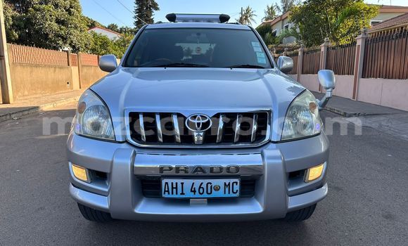 Nunua Ilio tumika Toyota Land Cruiser Prado Nyingine Gari ndani ya Maputo nchini Maputo Nunua Ilio tumika Toyota Land Cruiser Prado Nyingine Gari ndani ya Maputo nchini Maputo