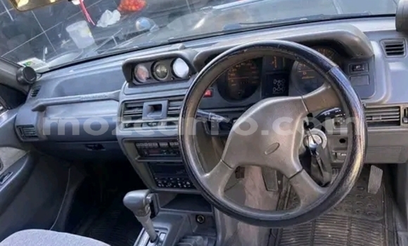 Nunua Ilio tumika Mitsubishi Pajero Nyingine Gari ndani ya Maputo nchini Maputo Nunua Ilio tumika Mitsubishi Pajero Nyingine Gari ndani ya Maputo nchini Maputo