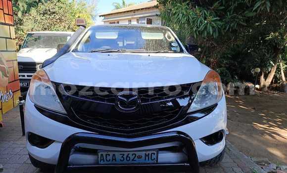Tenga Tsaru Mazda BT-50 Chena Mota in Maputo in Maputo