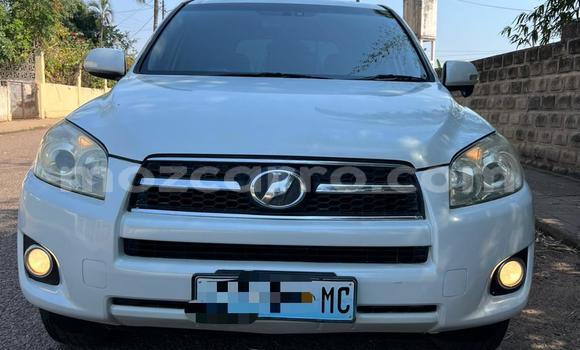 Comprar Usado Toyota RAV4 Branco Carro em Maputo em Maputo Comprar Usado Toyota RAV4 Branco Carro em Maputo em Maputo