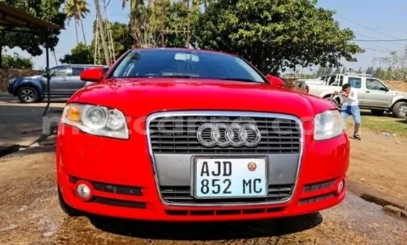 Nunua Ilio tumika Audi A4 Nyekundu Gari ndani ya Maputo nchini Maputo Nunua Ilio tumika Audi A4 Nyekundu Gari ndani ya Maputo nchini Maputo