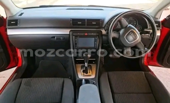 Nunua Ilio tumika Audi A4 Nyekundu Gari ndani ya Maputo nchini Maputo Nunua Ilio tumika Audi A4 Nyekundu Gari ndani ya Maputo nchini Maputo