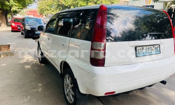 Nunua Ilio tumika Honda HR-V Nyeupe Gari ndani ya Maputo nchini Maputo Nunua Ilio tumika Honda HR-V Nyeupe Gari ndani ya Maputo nchini Maputo