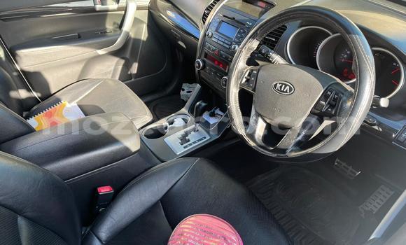 Buy Used Kia Sorento White Car in Maputo in Maputo Buy Used Kia Sorento White Car in Maputo in Maputo