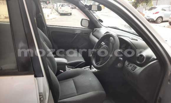 Nunua Ilio tumika Toyota RAV4 Nyingine Gari ndani ya Maputo nchini Maputo Nunua Ilio tumika Toyota RAV4 Nyingine Gari ndani ya Maputo nchini Maputo