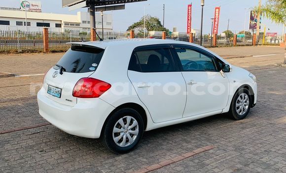 Comprar Usado Toyota Auris Branco Carro em Maputo em Maputo Comprar Usado Toyota Auris Branco Carro em Maputo em Maputo