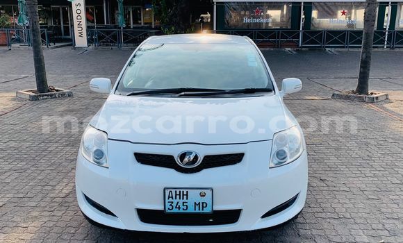 Comprar Usado Toyota Auris Branco Carro em Maputo em Maputo Comprar Usado Toyota Auris Branco Carro em Maputo em Maputo