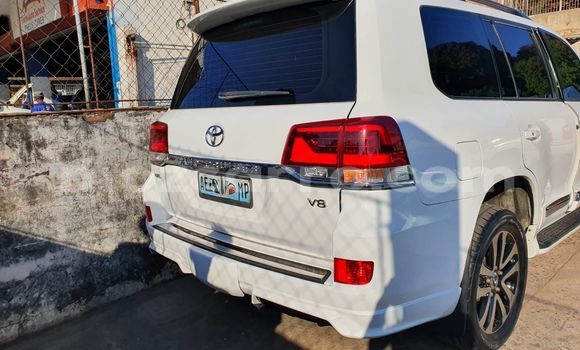 Buy Used Toyota Land Cruiser White Car in Maputo in Maputo Buy Used Toyota Land Cruiser White Car in Maputo in Maputo