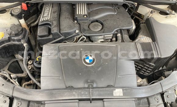 Comprar Usado BMW 3-Series Branco Carro em Maputo em Maputo Comprar Usado BMW 3-Series Branco Carro em Maputo em Maputo