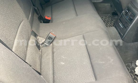 Comprar Usado BMW 3-Series Branco Carro em Maputo em Maputo Comprar Usado BMW 3-Series Branco Carro em Maputo em Maputo