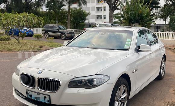 Nunua Ilio tumika BMW 3-Series Nyeupe Gari ndani ya Maputo nchini Maputo Nunua Ilio tumika BMW 3-Series Nyeupe Gari ndani ya Maputo nchini Maputo