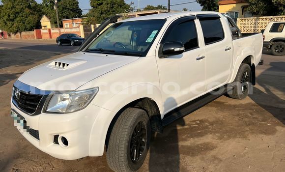 Buy Used Toyota Hilux White Car in Maputo in Maputo Buy Used Toyota Hilux White Car in Maputo in Maputo