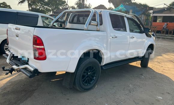 Buy Used Toyota Hilux White Car in Maputo in Maputo Buy Used Toyota Hilux White Car in Maputo in Maputo
