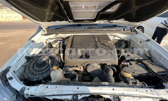 Buy Used Toyota Hilux White Car in Maputo in Maputo Buy Used Toyota Hilux White Car in Maputo in Maputo