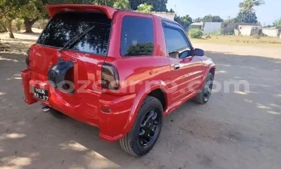 Nunua Ilio tumika Toyota RAV4 Nyekundu Gari ndani ya Maputo nchini Maputo Nunua Ilio tumika Toyota RAV4 Nyekundu Gari ndani ya Maputo nchini Maputo