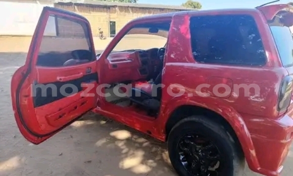 Nunua Ilio tumika Toyota RAV4 Nyekundu Gari ndani ya Maputo nchini Maputo Nunua Ilio tumika Toyota RAV4 Nyekundu Gari ndani ya Maputo nchini Maputo