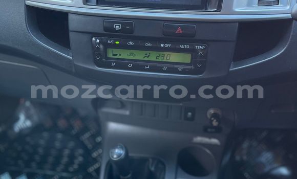 Buy Used Toyota Hilux Blue Car in Maputo in Maputo Buy Used Toyota Hilux Blue Car in Maputo in Maputo