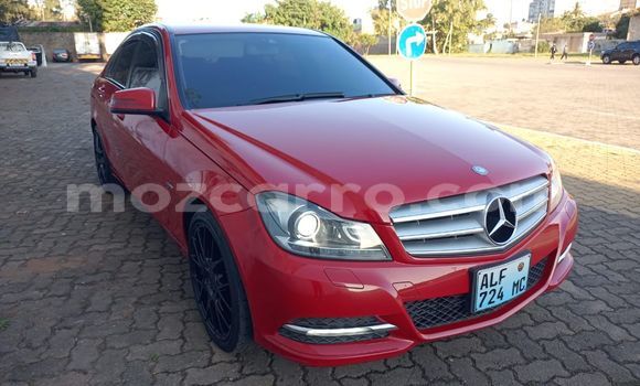 Buy Used Mercedes‒Benz C-klasse Red Car in Maputo in Maputo Buy Used Mercedes‒Benz C-klasse Red Car in Maputo in Maputo