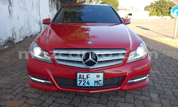 Buy Used Mercedes‒Benz C-klasse Red Car in Maputo in Maputo Buy Used Mercedes‒Benz C-klasse Red Car in Maputo in Maputo