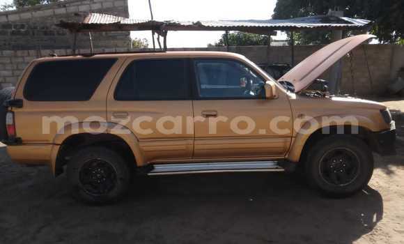 Tenga Tsaru Toyota Hilux Surf Zvimwe Mota in Maputo in Maputo