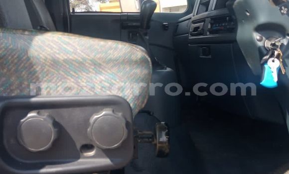 Comprar Usado Nissan AD Branco Carro em Maputo em Maputo Comprar Usado Nissan AD Branco Carro em Maputo em Maputo