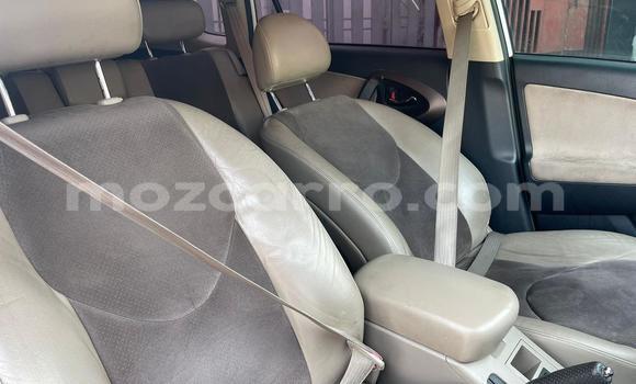 Buy Used Toyota Vanguard White Car in Maputo in Maputo Buy Used Toyota Vanguard White Car in Maputo in Maputo