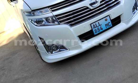 Comprar Usado Nissan Ellgrand Branco Carro em Maputo em Maputo