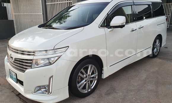 Buy Used Nissan Ellgrand White Car in Maputo in Maputo Buy Used Nissan Ellgrand White Car in Maputo in Maputo