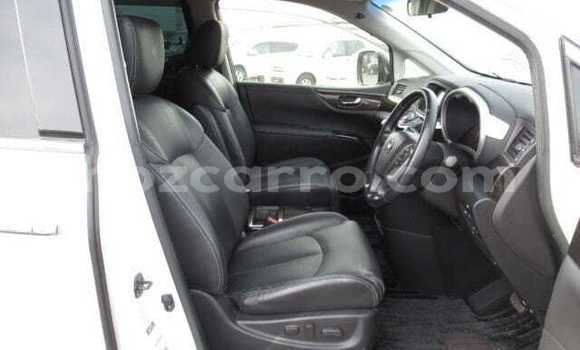 Buy Used Nissan Ellgrand White Car in Maputo in Maputo Buy Used Nissan Ellgrand White Car in Maputo in Maputo